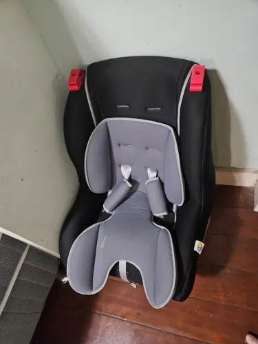 Venda de cadeirinha de carro infantil