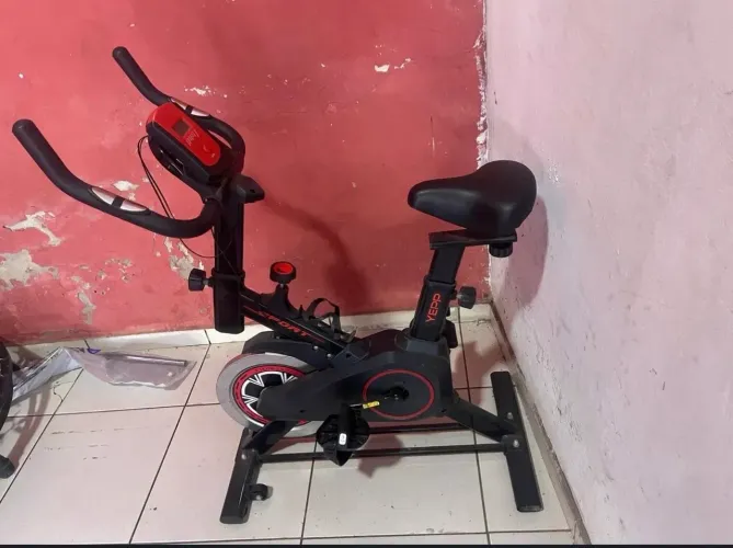 Bicicleta ergonômica 600 jump 130