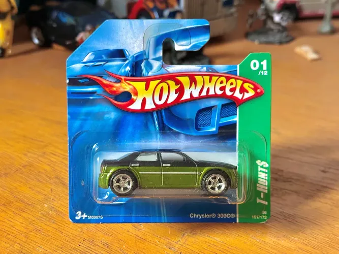 Hotwheels STH Chrysler 300c lacrado