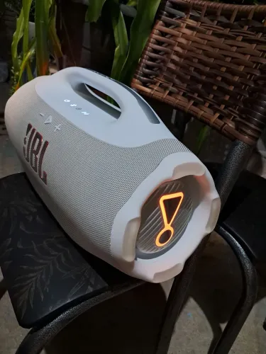 Bombox 4