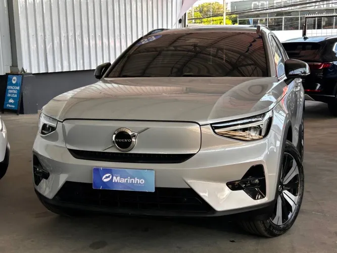Volvo XC40 Recharge Plus (elétrico) 2023