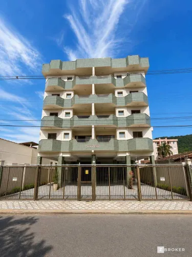 Apartamento à venda em Ubatuba, Centro, com 3 quartos, 90m²