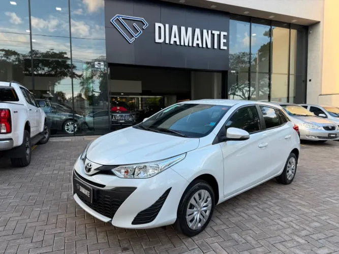 Toyota Yaris Live 1.3 Flex 16V 5P AUT 2022