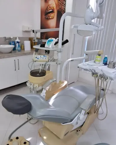 Vendo cadeira odontológica seminova