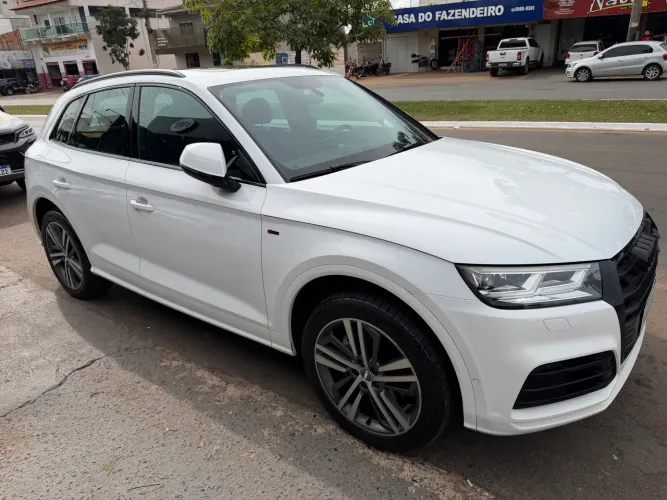 Audi Q5 Black 2.0 TFSI Quattro S Tronic 2019