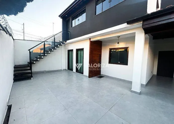Casa com 4 quartos, 237 m² - venda por R$ 1.100.000 ou aluguel por R$ 6.600/mês - Jardim S