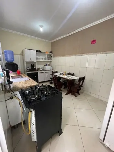 Casa no Volta Grande com Terraço e Garagem p/ 2 Carros