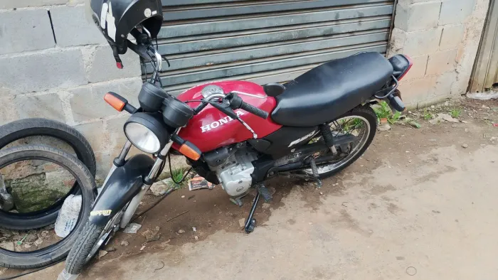 Vendo ou faço rolo moto zerada 