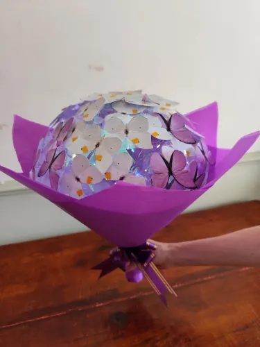 Buquê borboletas personalizado para presente namorados / aniversário
