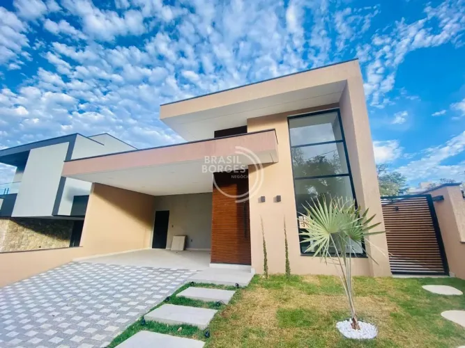 Casa Térrea com Piscina e 395 m² de Terreno | Villa Verona