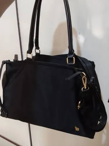 Bolsa Golden Fenix Grande com alça transversal e várias divisórias