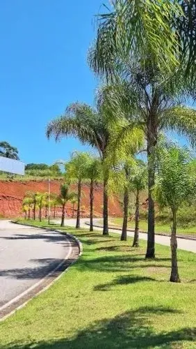 Terreno com 332 m² vista maravilhosa no Grand Paysage