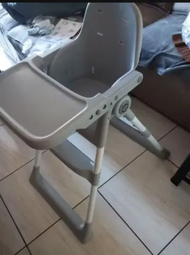 Cadeira de alimentação