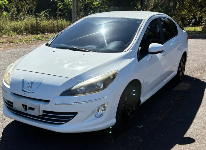 Peugeot 408 Sedan Allure 2.0 Flex 16V 4P Mec. 2013