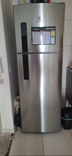 Geladeira Electrolux IF44S Frost Free 400L Inox - Apenas 3 Meses de Uso!