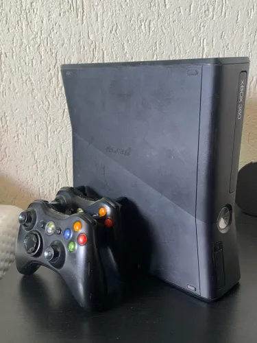 Xbox 360 Slim