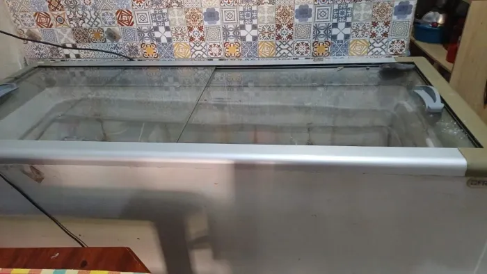 Vende-se um freezer expositor horizontal