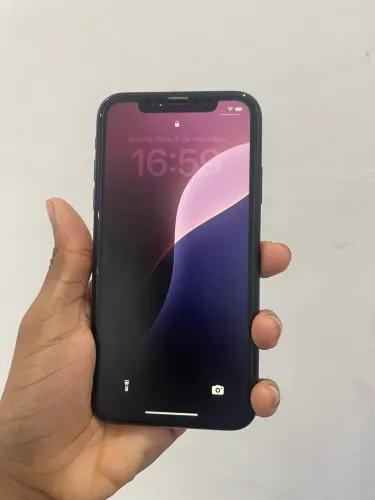 Iphone Xr usado 64GB Com detalhes.
