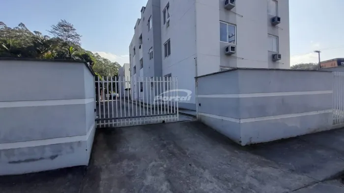 Apartamento mobiliado 2 dormitórios disponível para locação no Bairro Testo Salto Blumenau