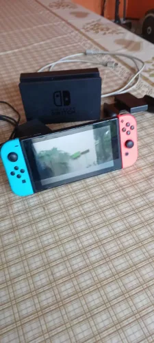 Nintendo Switch Usado