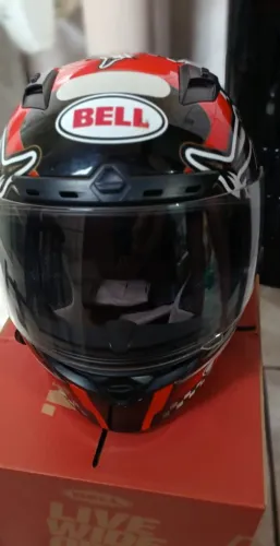 Capacete esportivo Bell - tamanho 58