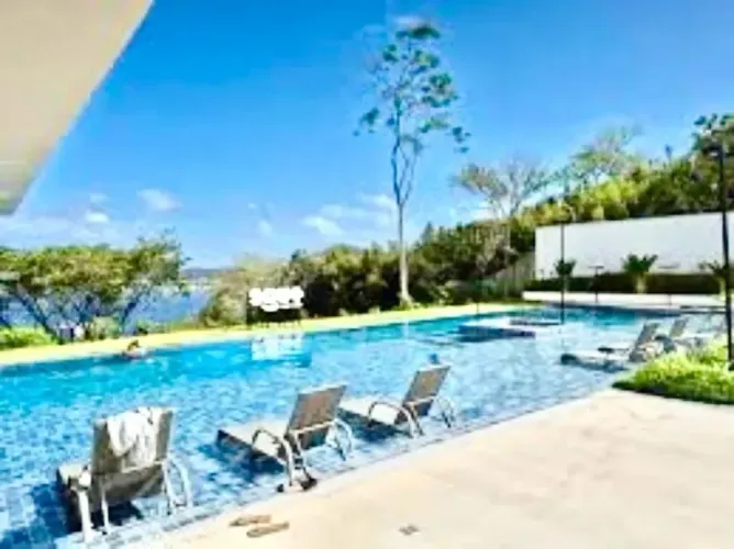 BS Imobiliária Aluga Studio moderno de 40m², com varanda gourmet. O condomínio com piscina
