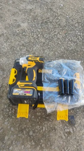 Parafusadeira de impacto