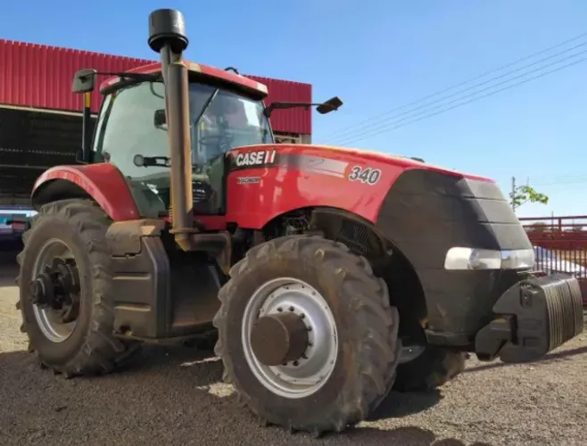Trator Case 340 2013