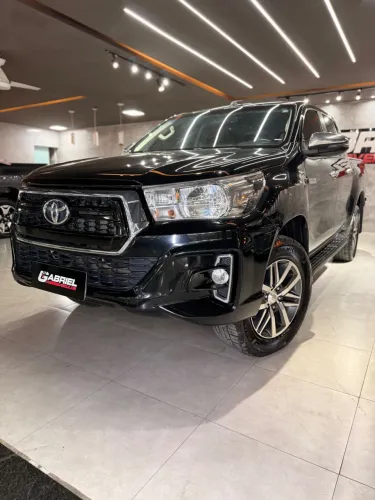 Toyota Hilux CD SRV 4X4 2.8 TDI Diesel Aut. 2020
