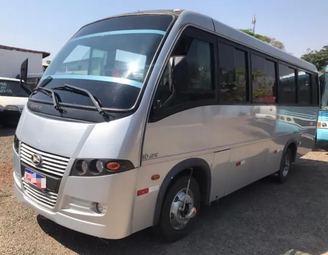 Vendo micro ônibus volare / 2010