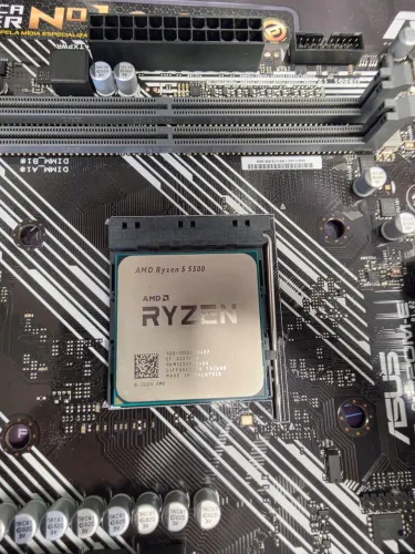 AMD Ryzen 5 5500 + ASUS A520M-E