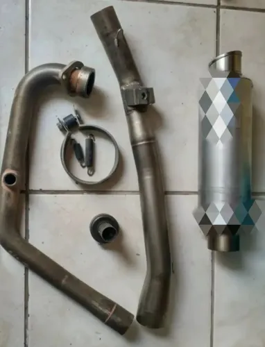 Escape Fazer 250 Full Inox LeoVince
