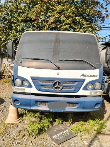 Mb acello 815 c. Tanque inox.  5 mil litros.  Ano. 2012.  