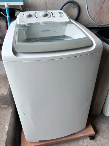 Máquina de lavar Eletrolux 10kg