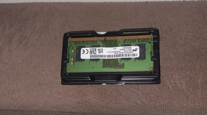 Memória RAM Micron 4GB DDR4 3200MHz para notebook