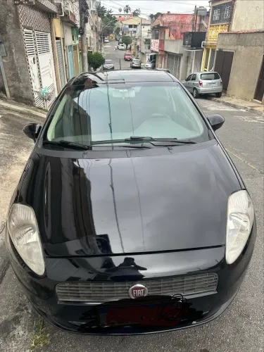 Fiat Punto Attractive 1.4 Fire Flex 8V 5P 2011