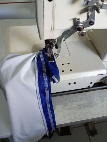 Vendo máquina Galoneira industrial bracob muito boa não fica pulando ponto 3agulhas