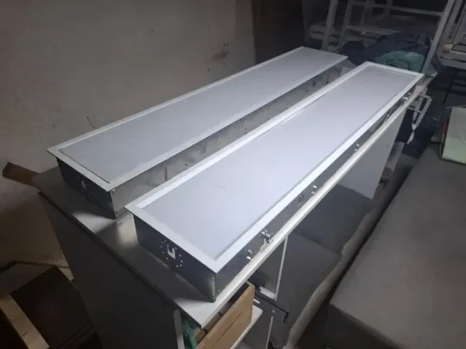 Par de luminárias GRANDES de embutir