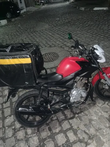 Vendo essa moto