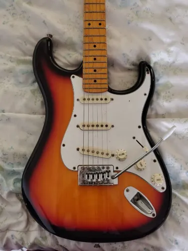 Guitarra Tagima TG 530