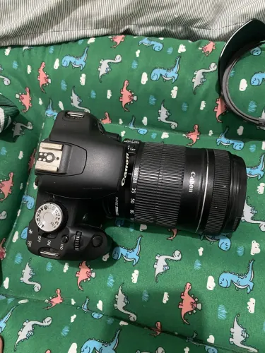 Camera canon t1i com lente 18-135mm