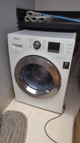 Maquina de lavar inverter Samsung Lava e Centrifuga