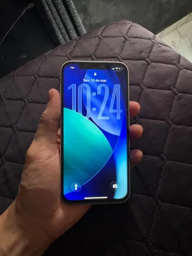 iPhone 12