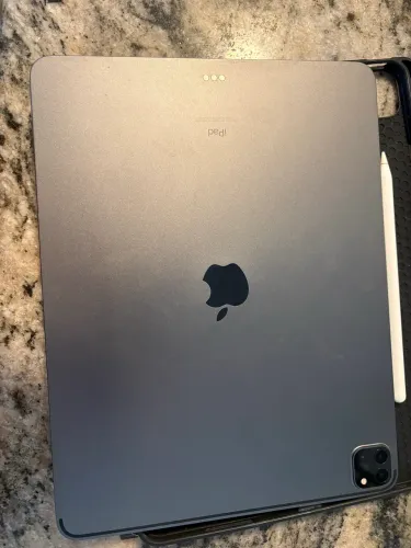 iPad Pro M1 12.9 256