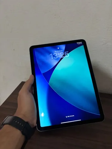 Ipad Air M3 - 256gb Wi-Fi + Dados