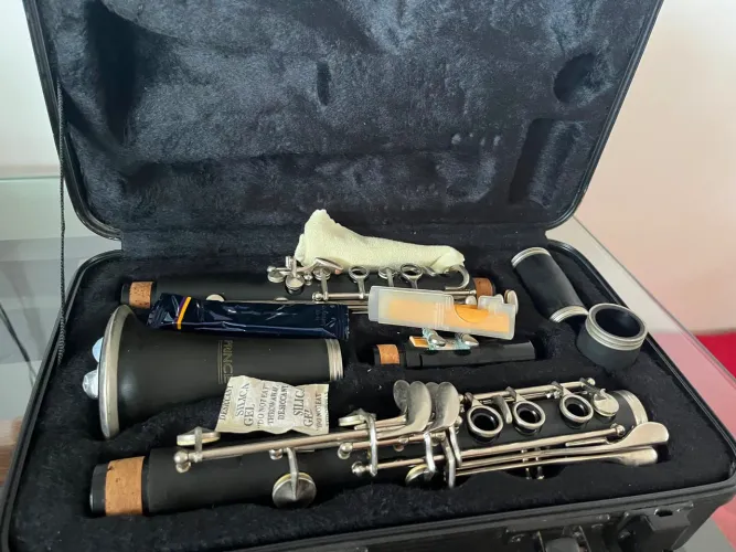 Clarinete Prince Cla-02 Sib 17 chaves niqueladas