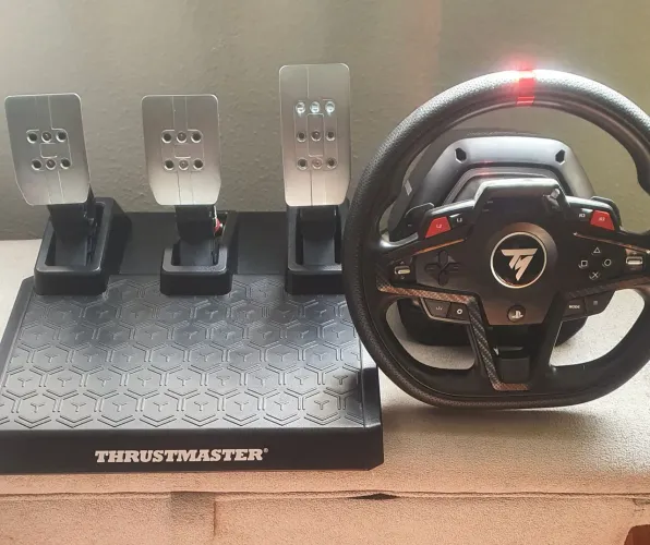 Volante Thrustmaster T248r