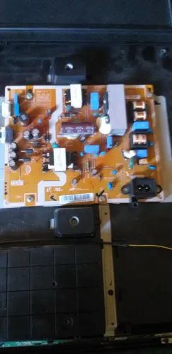 Placa fonte tv samsung.
