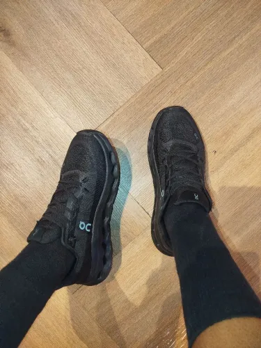 Tênis On Cloud Tilt seminovo