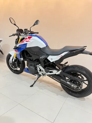 BMW F900 R SPORT PLUS 2024